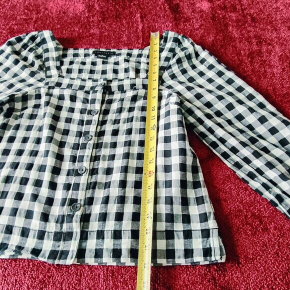 Beautiful and Stylish Sanctuary Top - Picture 8 of 15